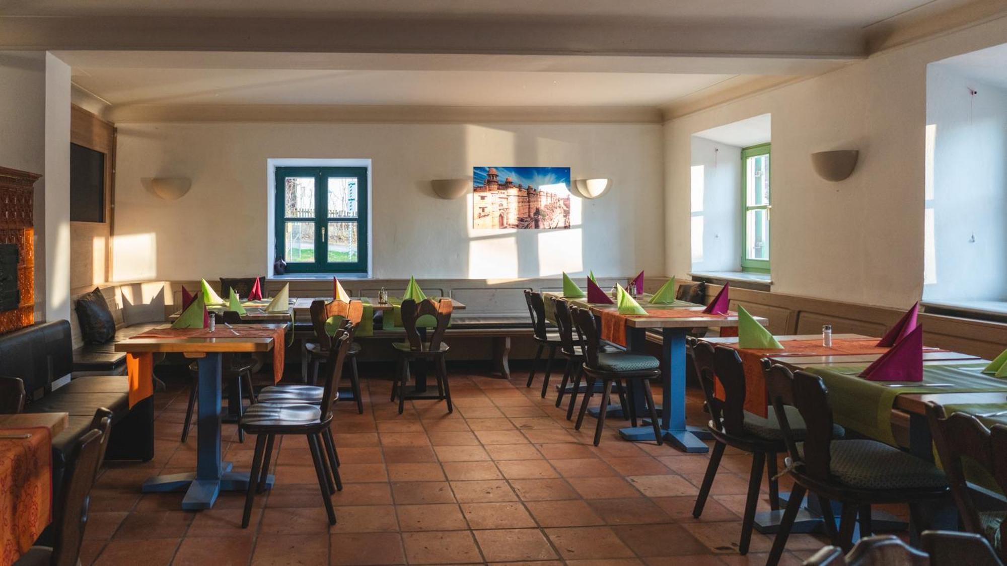 Hotel Restaurant Taverna Eching  エクステリア 写真